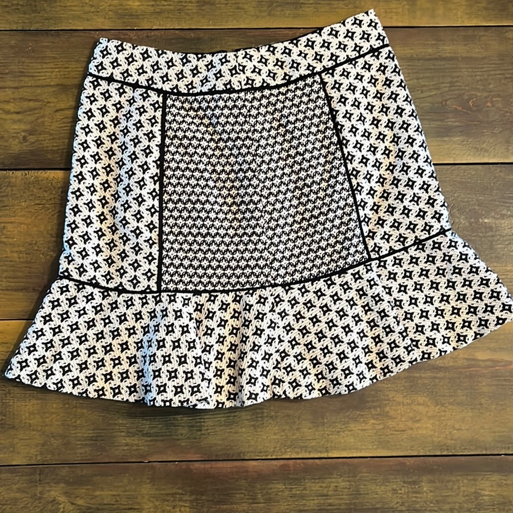 Ladies Skirt with Subtle Ruffle